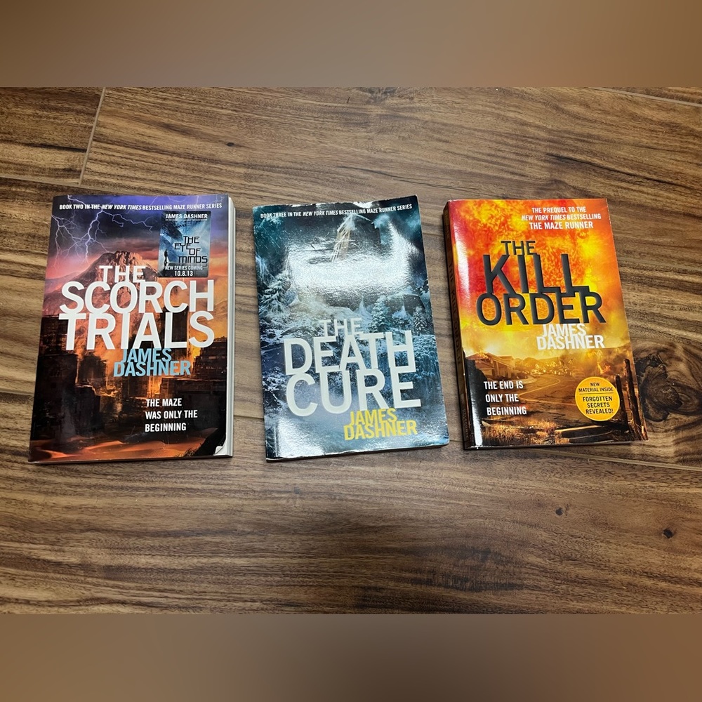 - Lot of James Dasher Maze Runner series, books 2, 3 & Prequel, The Scorch…